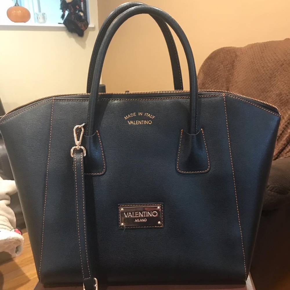 Valentino Gigi black Leather